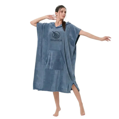 Poncho de natación Sharka azul acero para mujer, microfibra absorbente de alta densidad